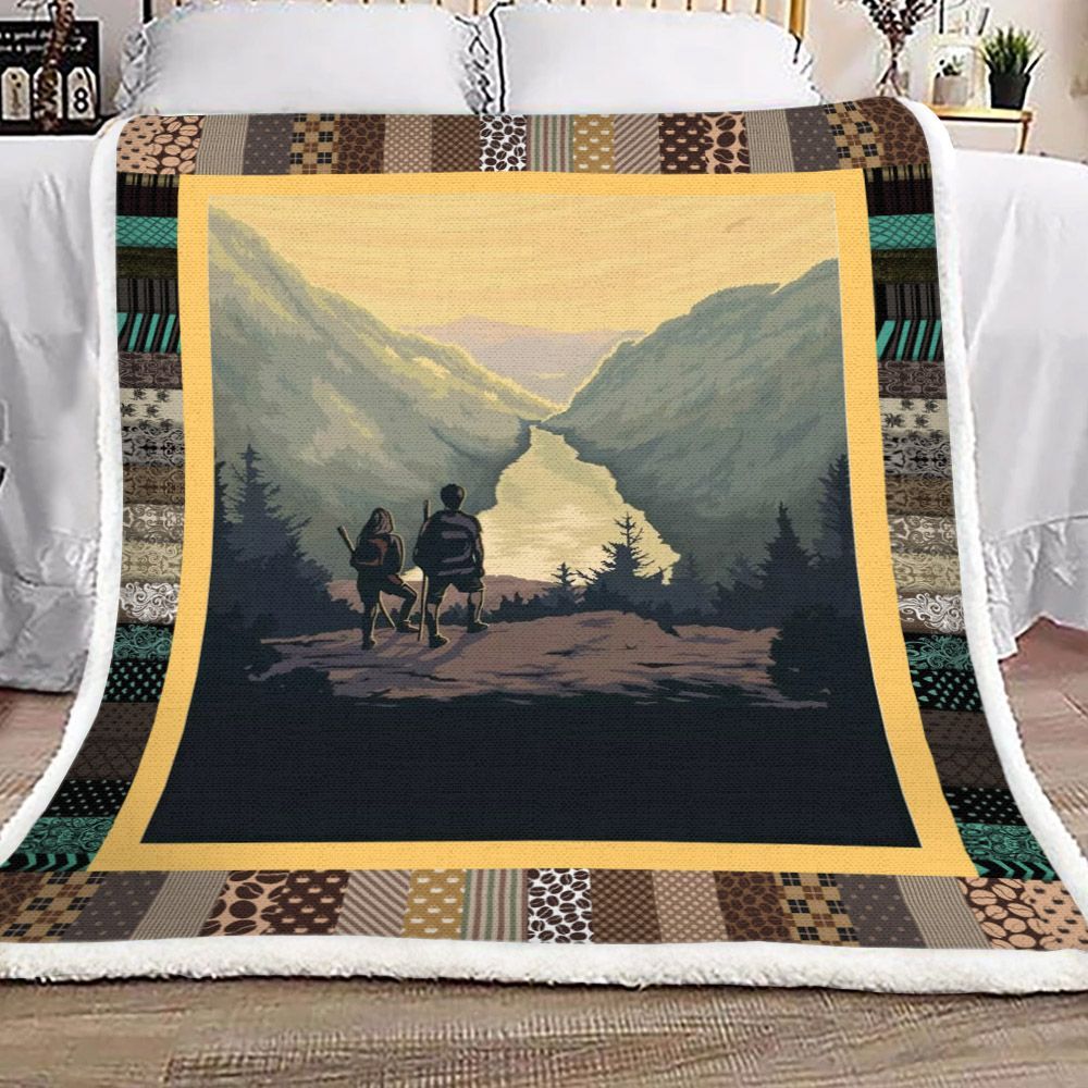 Hiking Sherpa Fleece Blanket