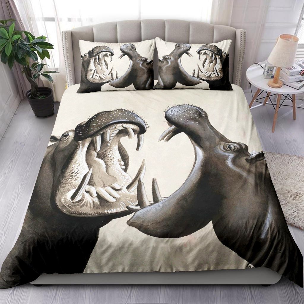 Hippos Attack Bedding Set