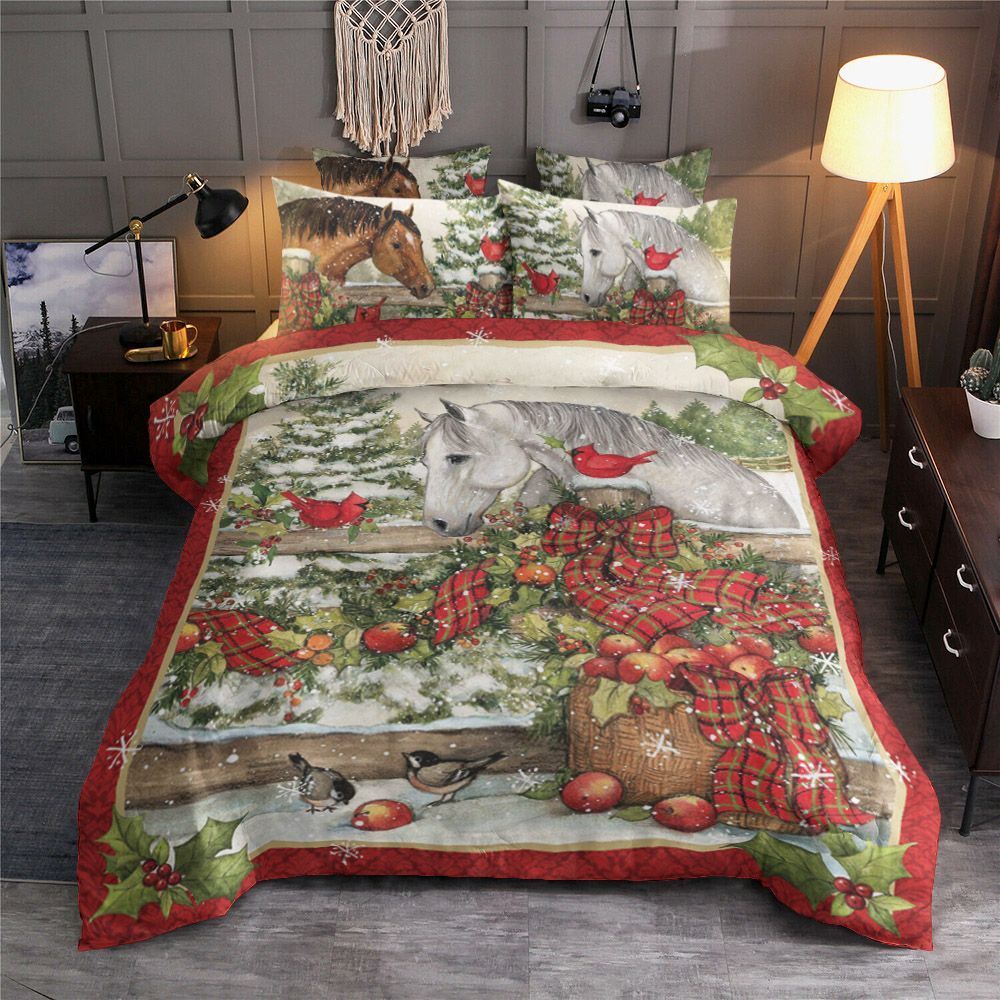 Horse And Cardinal Christmas Bedding Set
