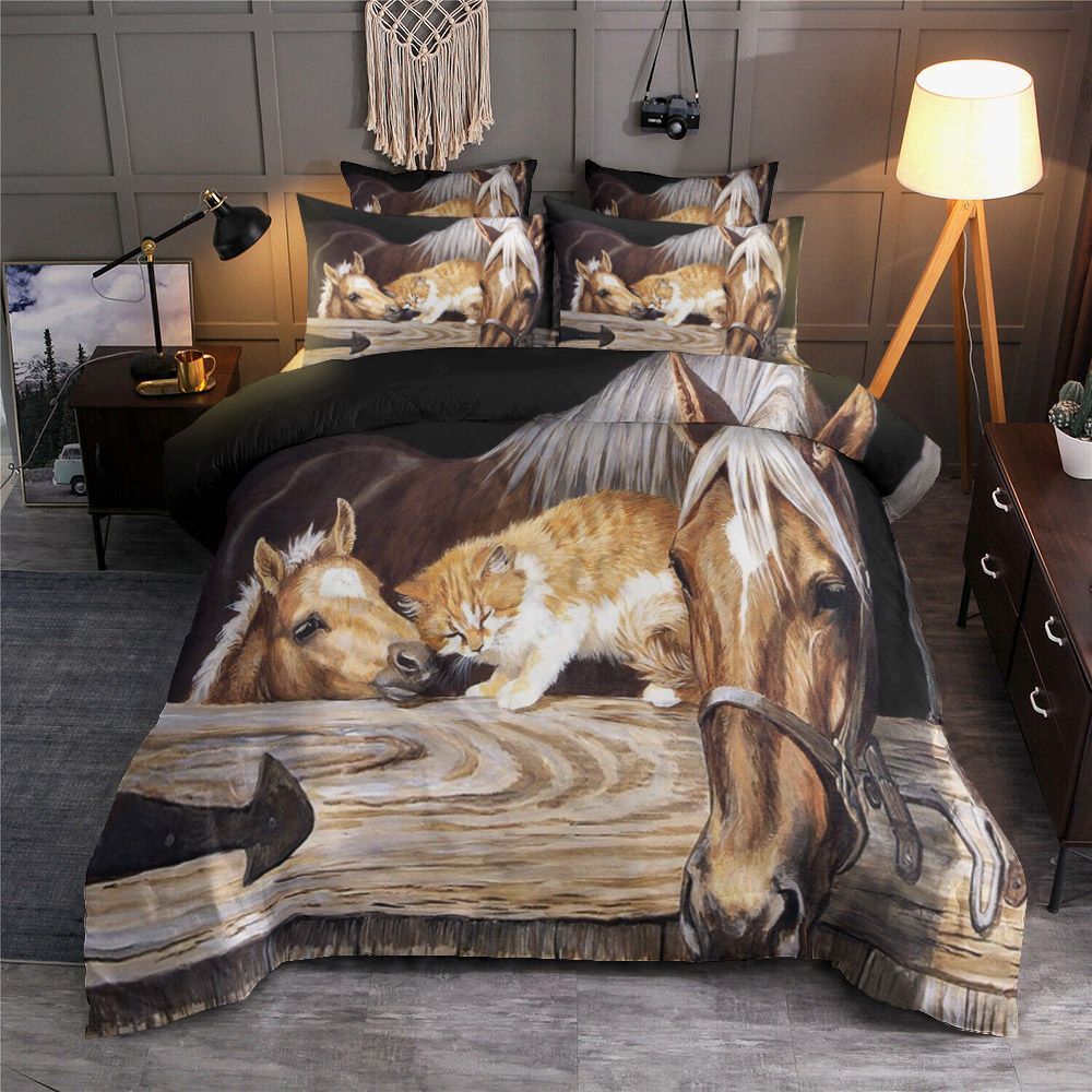 Horse And Cat Beautiful Bedding Set