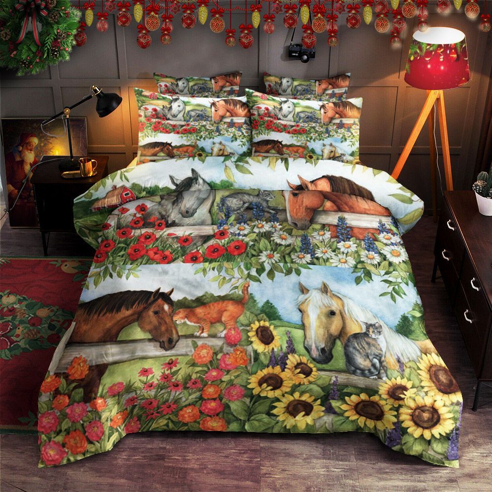 Horse And Cat Bedding Set