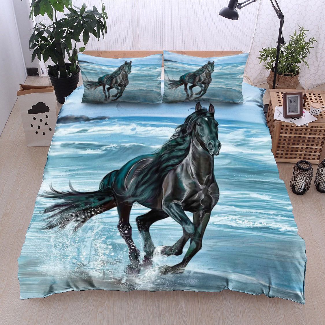 Horse And The Sea Bedding Set