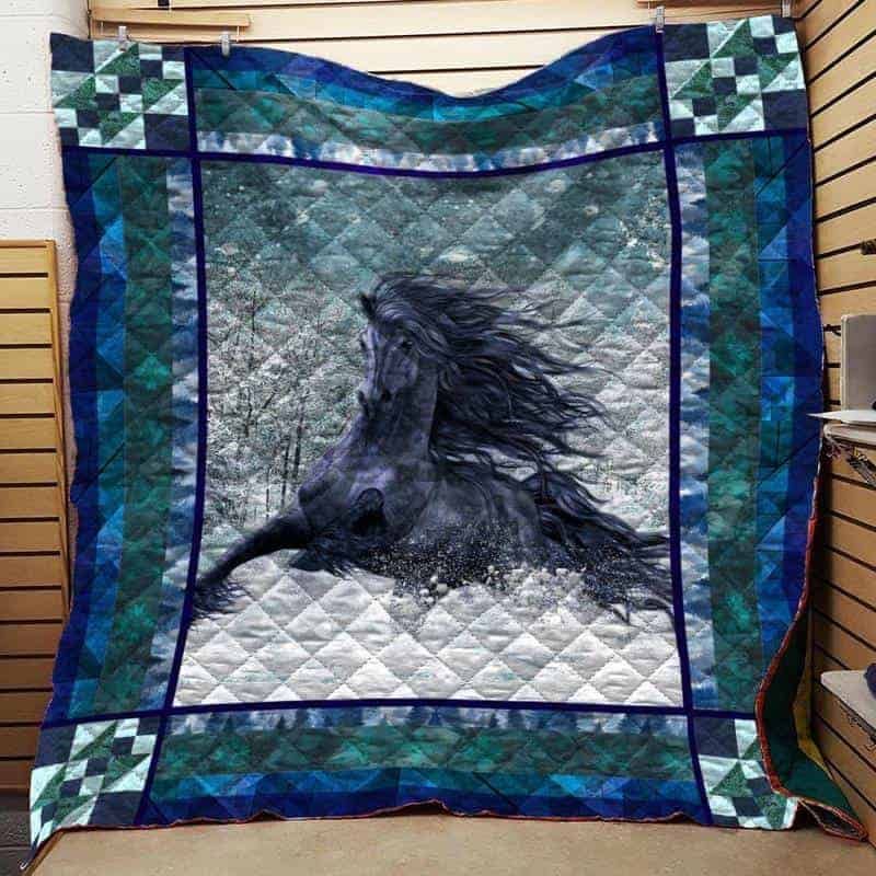 Horse CLA1610212Q Quilt Blanket
