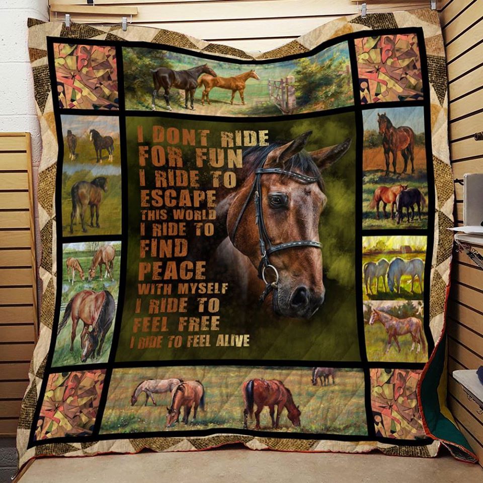 Horse Find Peace With Myself Quilt Blanket Christmas Christmas Gifts Merry Christmas Holiday Gifts Gift Dhc03011274Dd