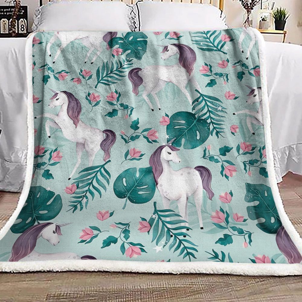 Horse Flower Leaves Sherpa Fleece Blanket