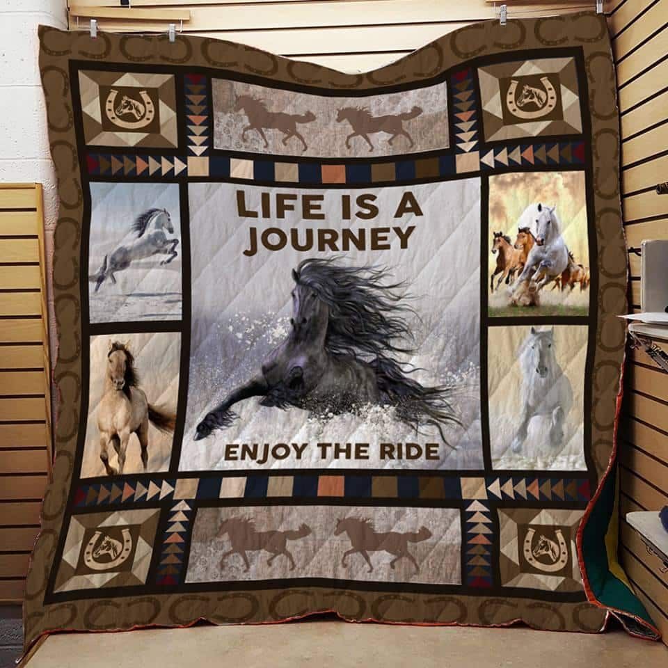 Horse I Need Your Love Quilt Blanket DHC0201201042TD