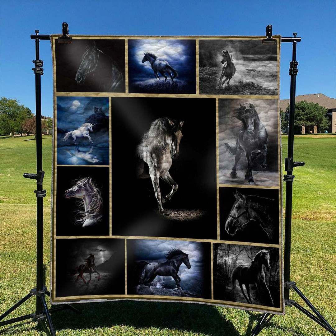 Horse TD2809616 Quilt Blanket