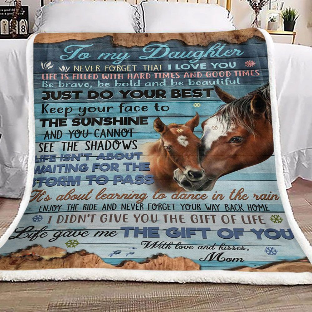 Horse To My Daughter Kisses Mom Sherpa Fleece Blanket