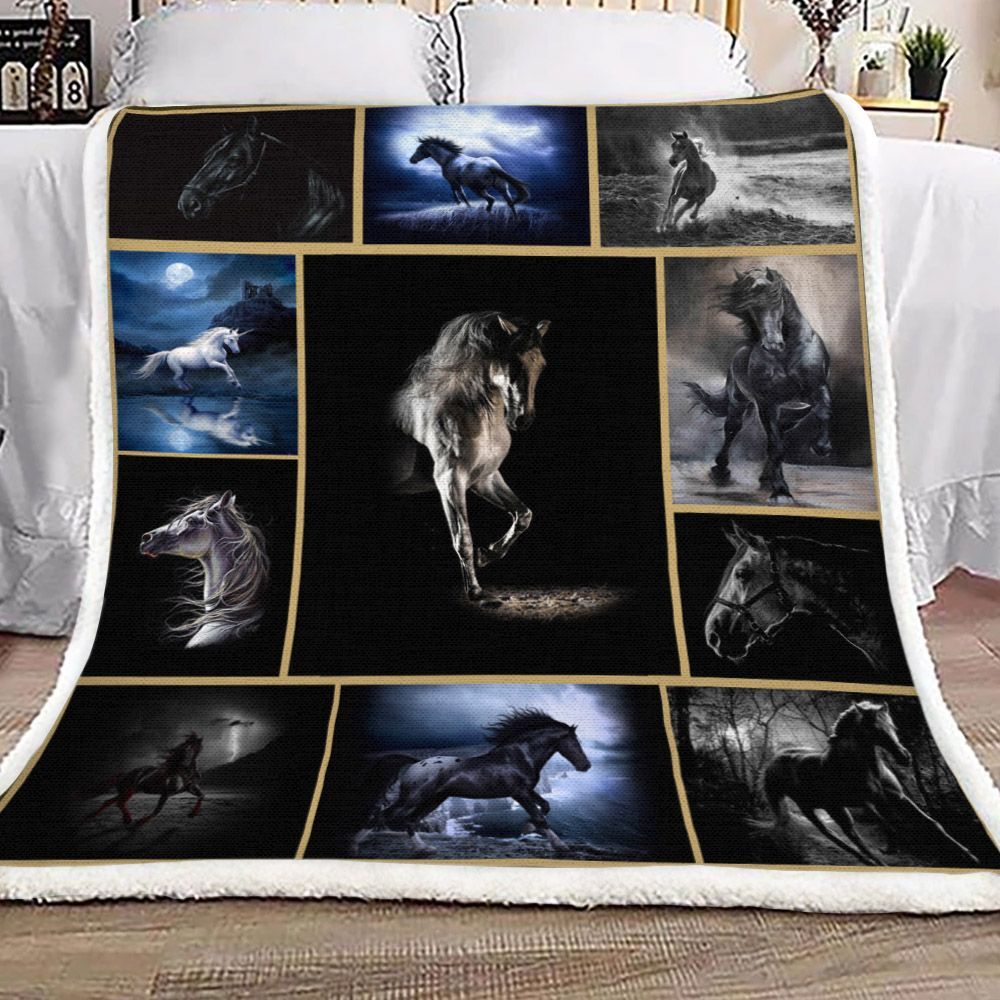 Horse Sherpa Fleece Blanket
