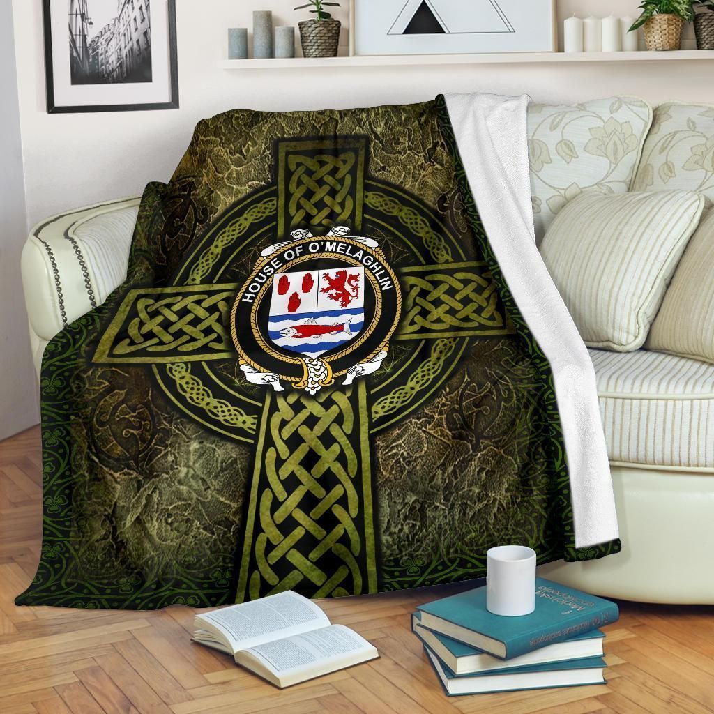 House Of O Melaghlin Celtic Knott Printed Fleece Blanket