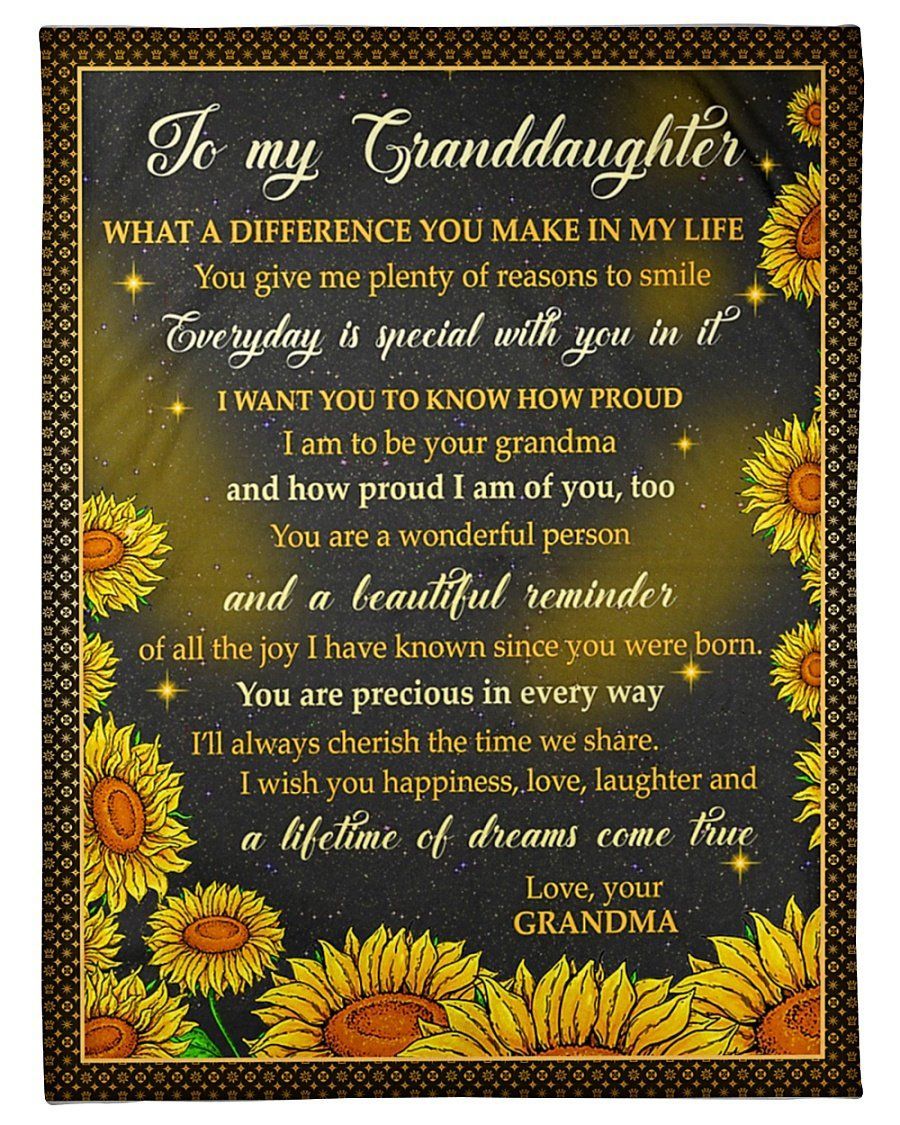 How Proud I Am Of You Grandma To Granddaughter Fleece Blanket Fleece Blanket