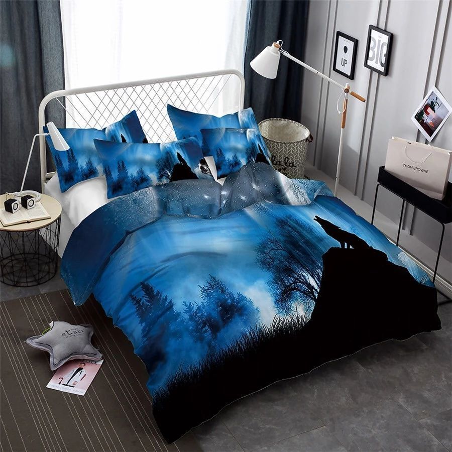 Howling At The Moon Bedding Set
