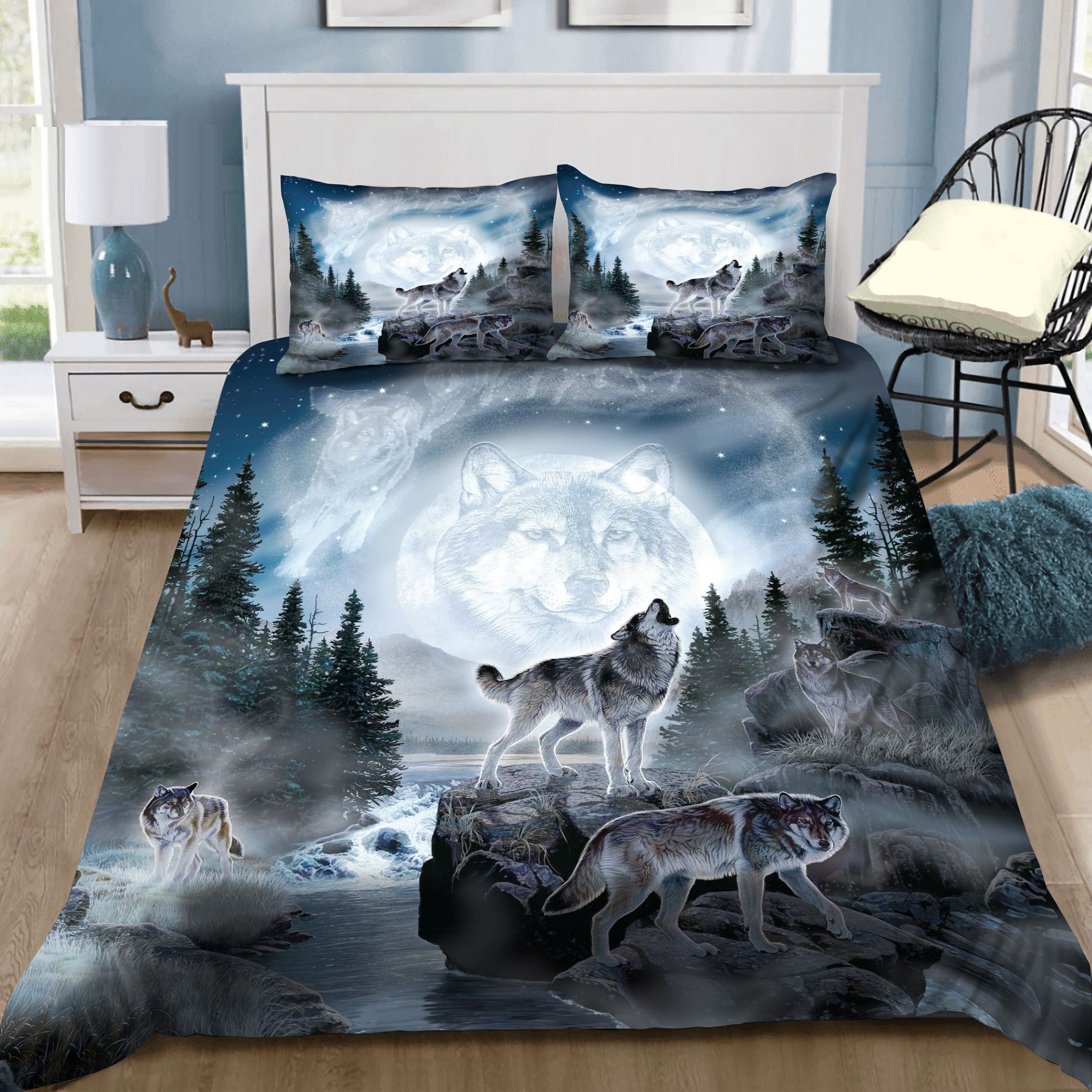 Howling Wolf Moon Bedding Set