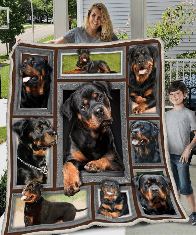 Huge Rottweiler Sherpa Fleece Blanket