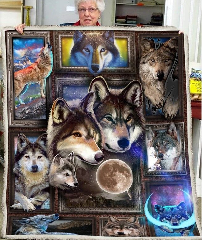 Huge Wolf Sherpa Fleece Blanket