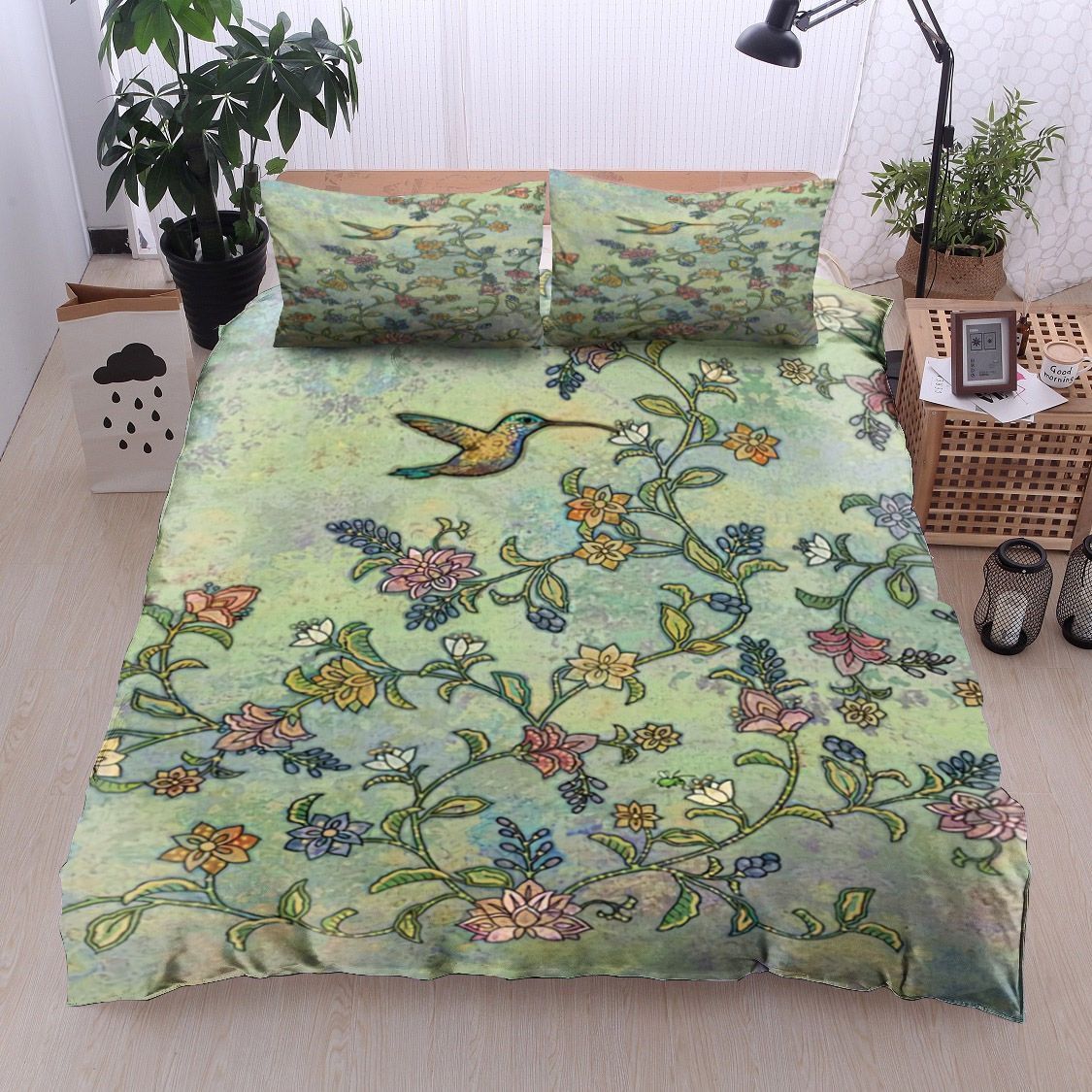 Hummingbird And Flower Bedding Set
