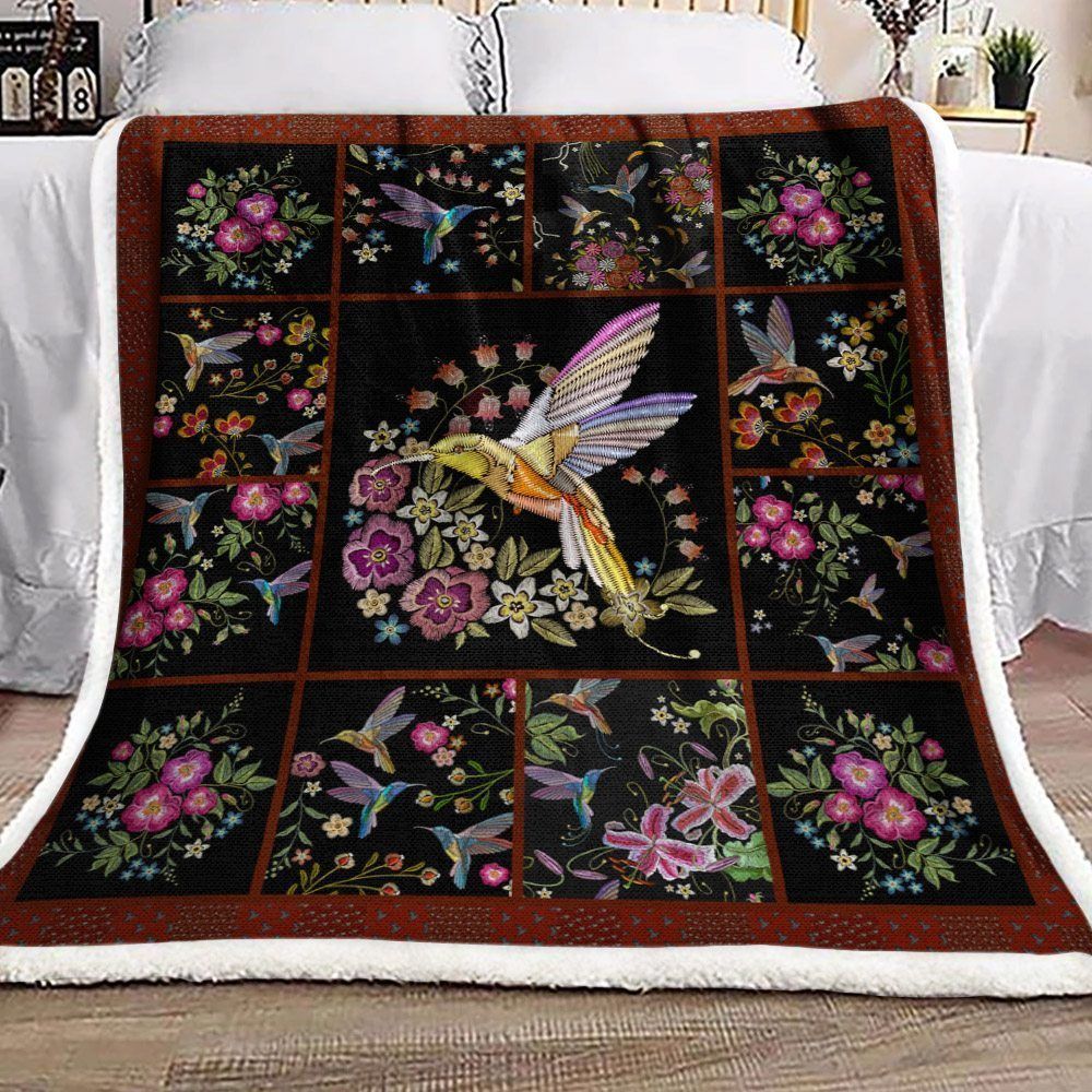 Hummingbird And Flower Sherpa Fleece Blanket
