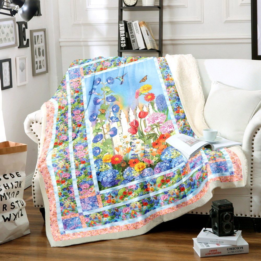 Hummingbird Flower Sherpa Fleece Blanket