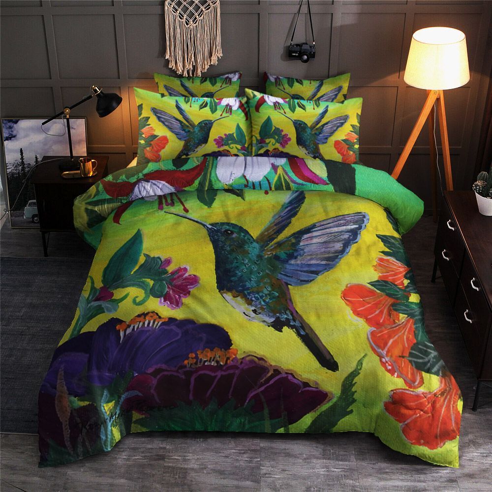 Hummingbird Garden Bedding Set