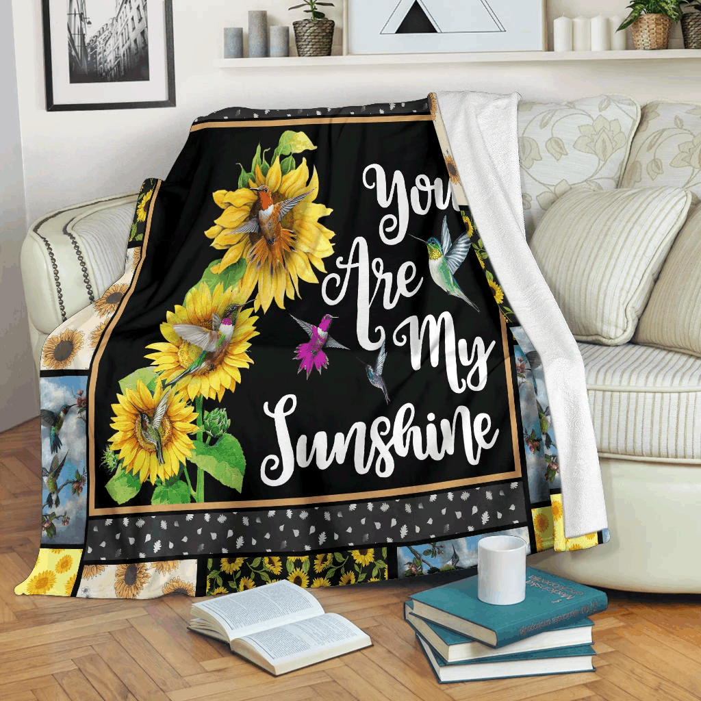 Hummingbird Sunshine Sherpa Fleece Blanket