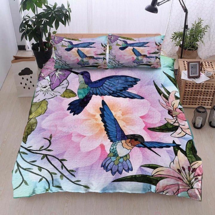 Hummingbird Time Apart Bedding Set