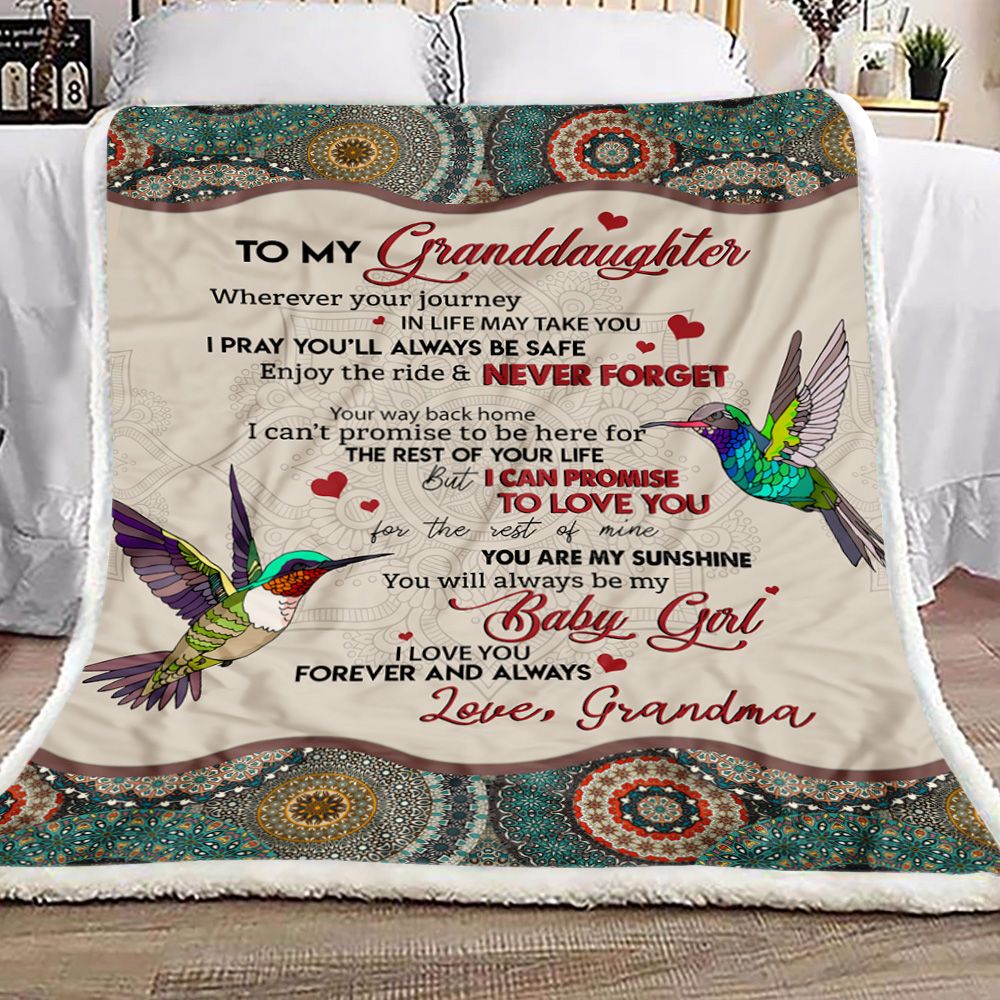 Hummingbird To My Granddaughter Never Forget Fleece Blanket