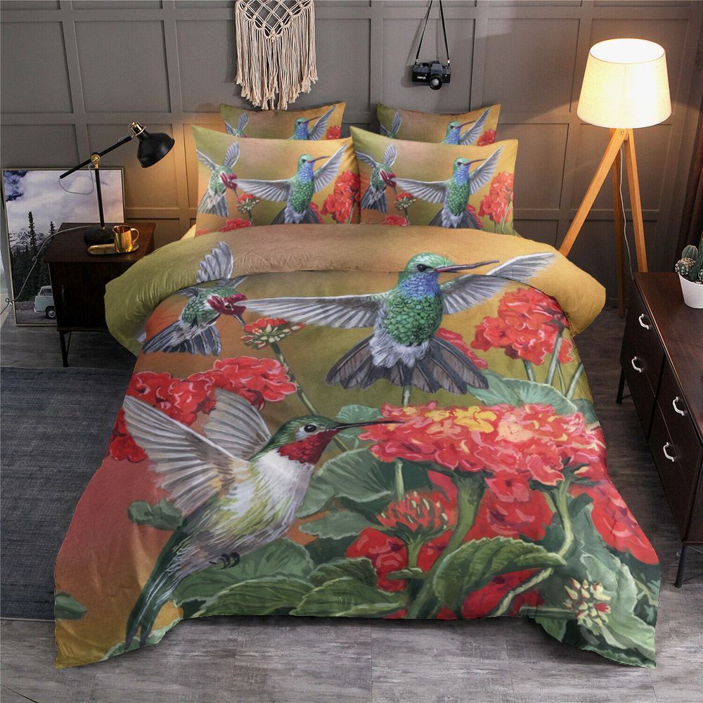 Hummingbird With Flower Bedding Set