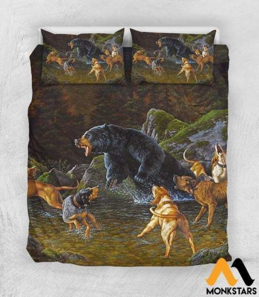 Hunting A Big Bear And Dogs Bedding Set