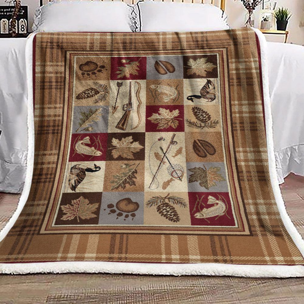 Hunting Sherpa Fleece Blanket
