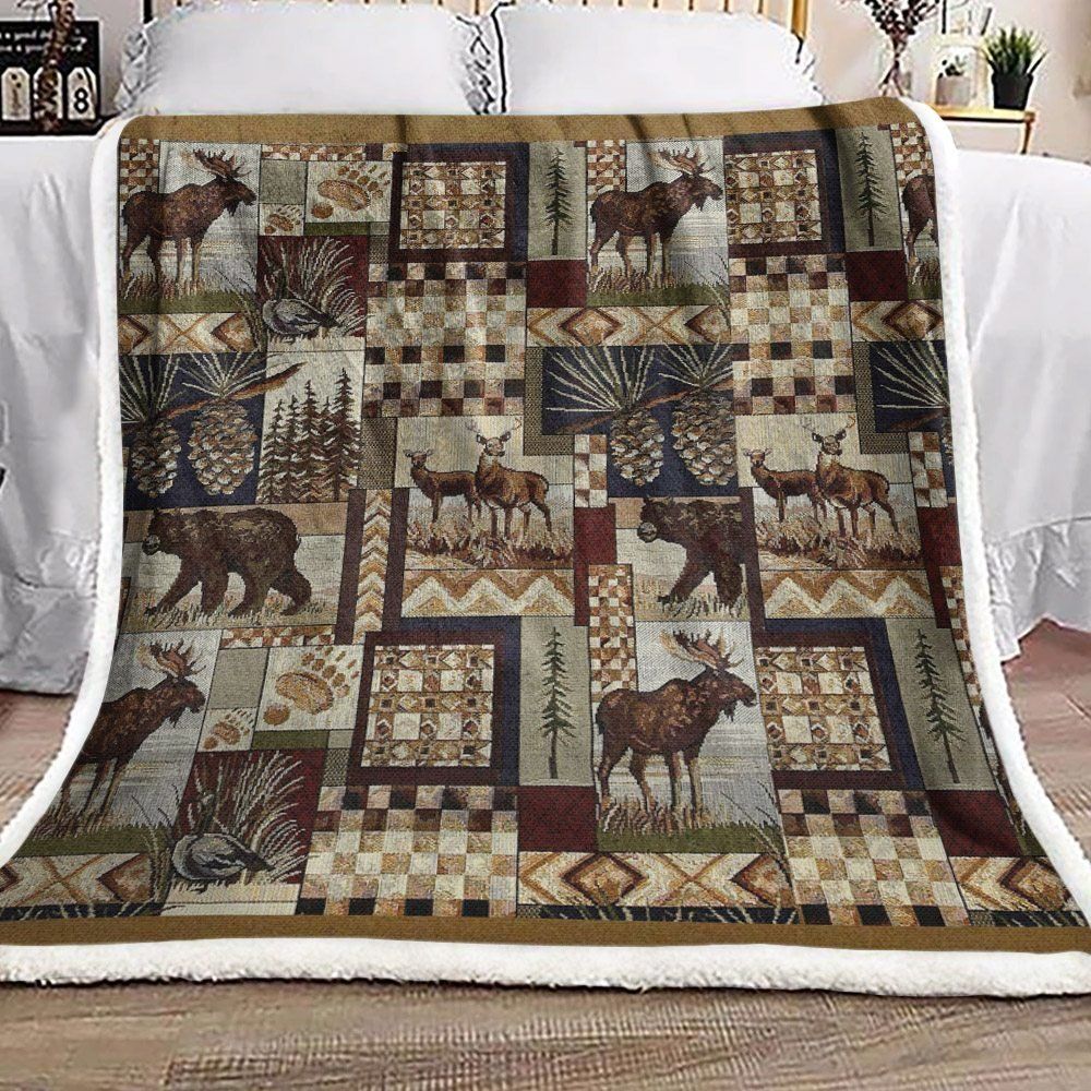 Hunting Sherpa Fleece Blanket