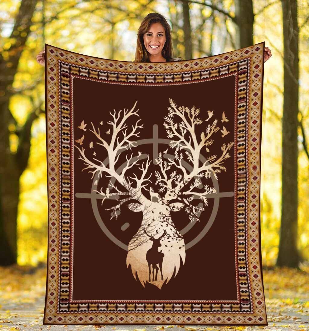 HUNTING DEER Fleece Blanket