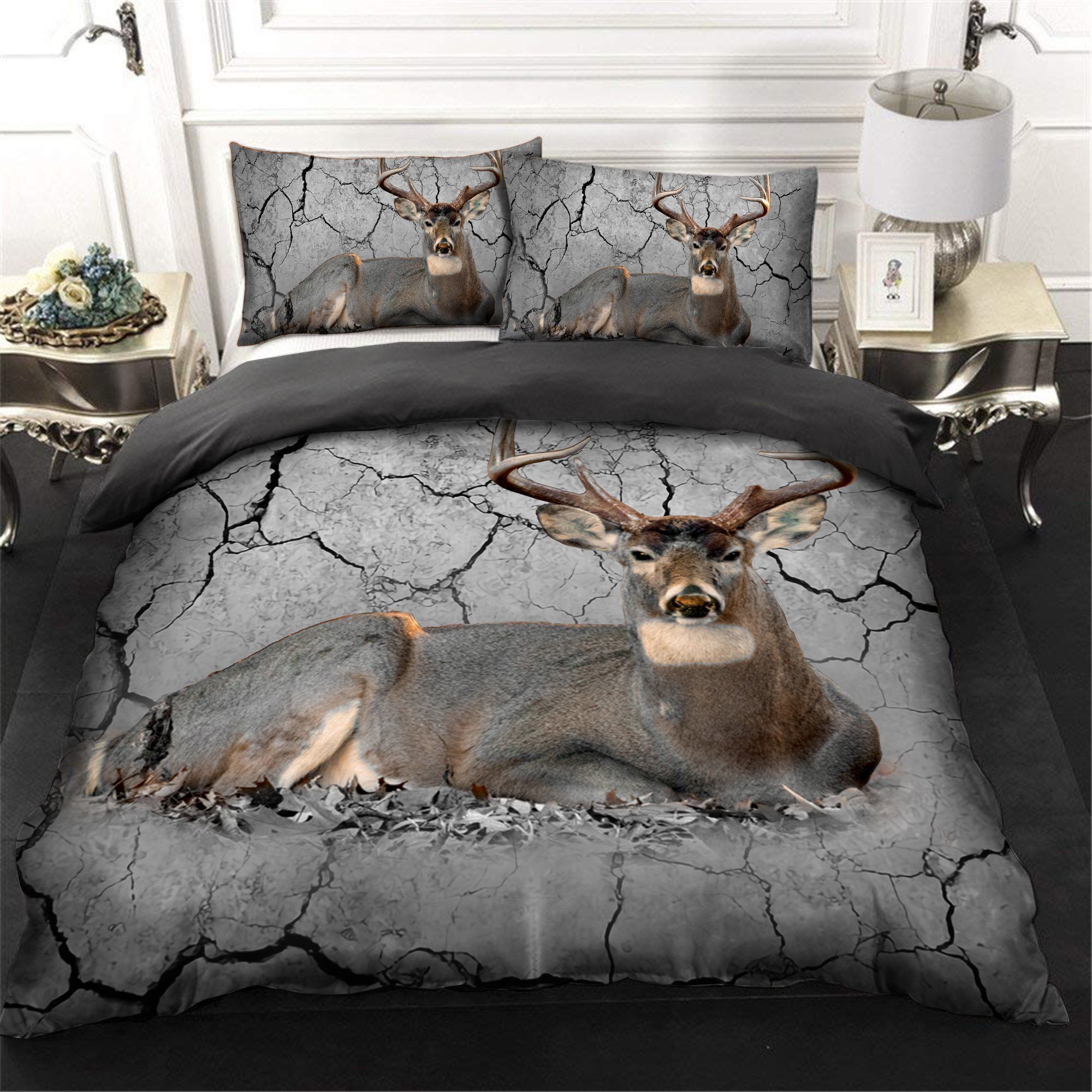 Hunting Deer Go Bedding Set