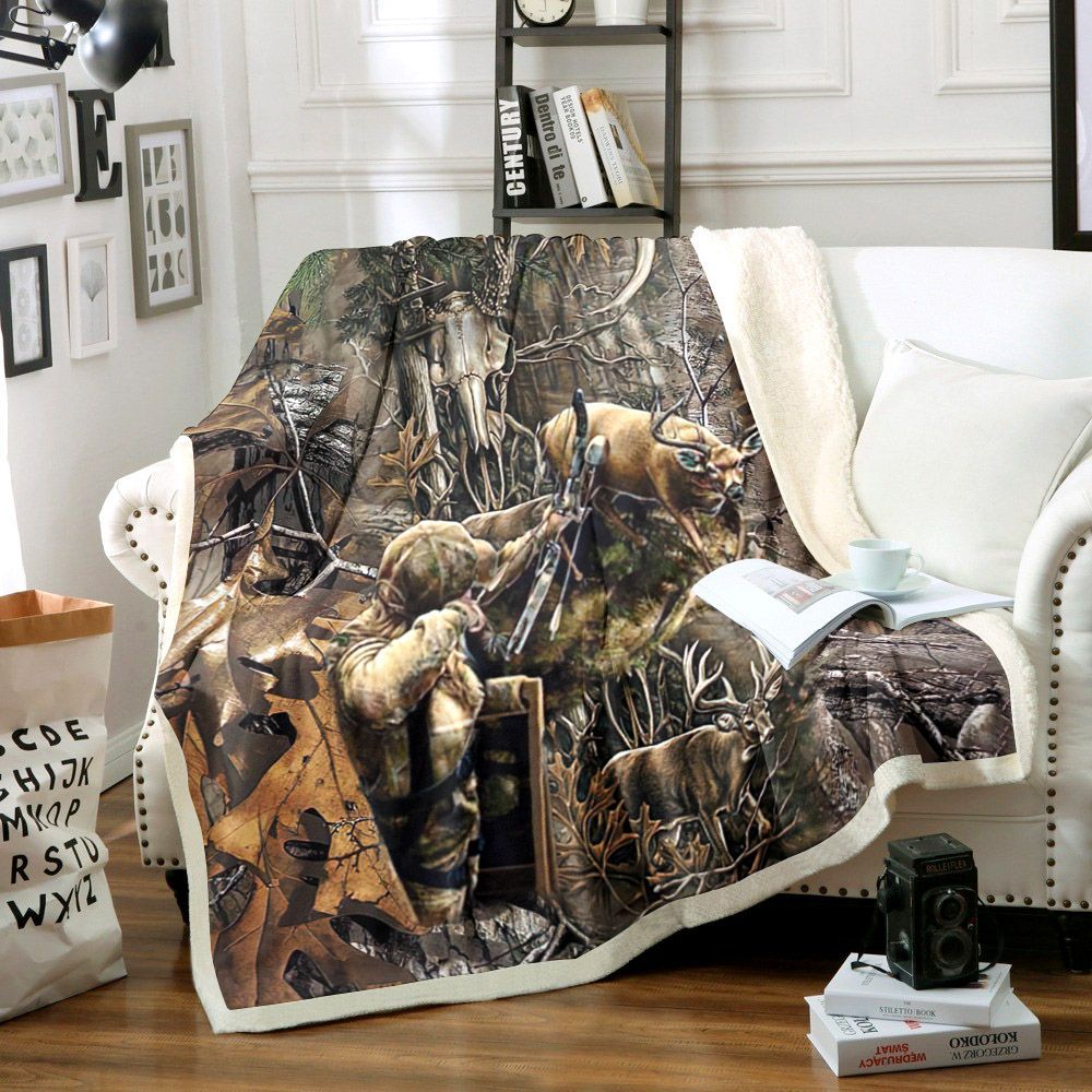 Hunting Sherpa Fleece Blanket
