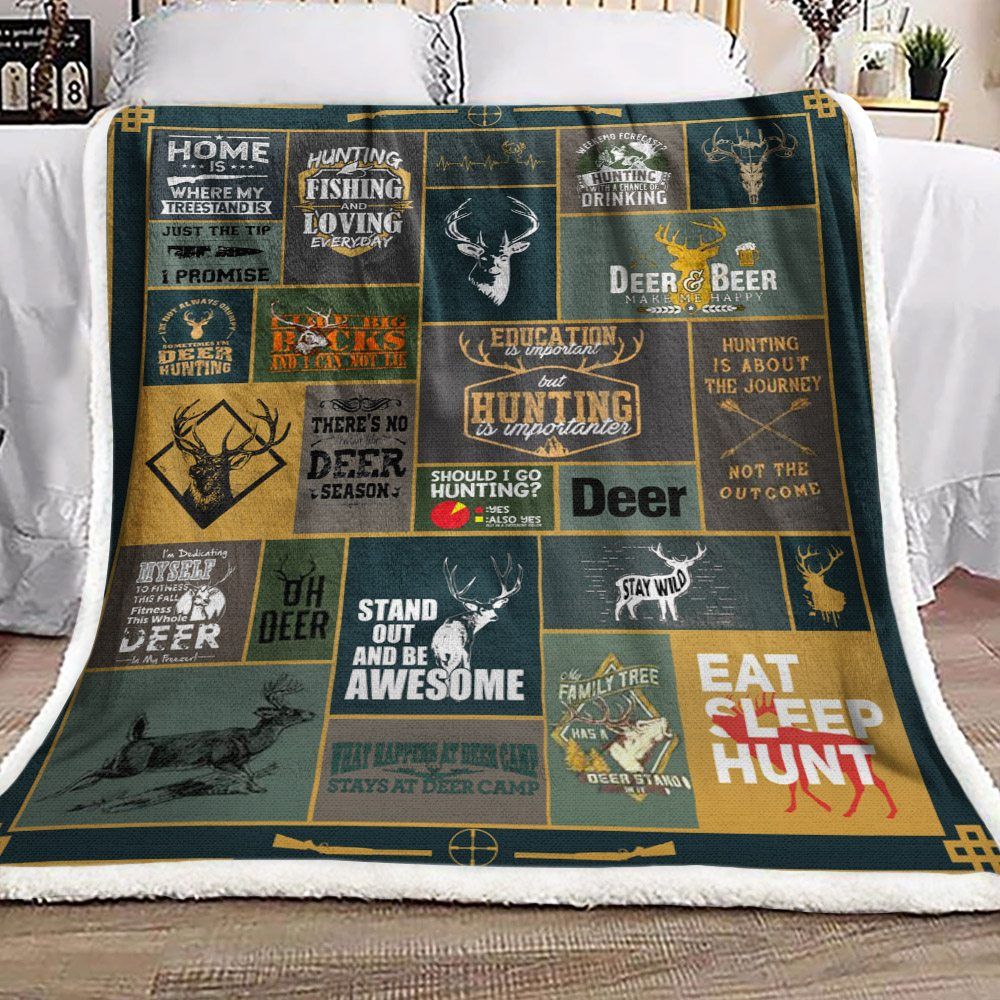 Hunting Sherpa Fleece Blanket