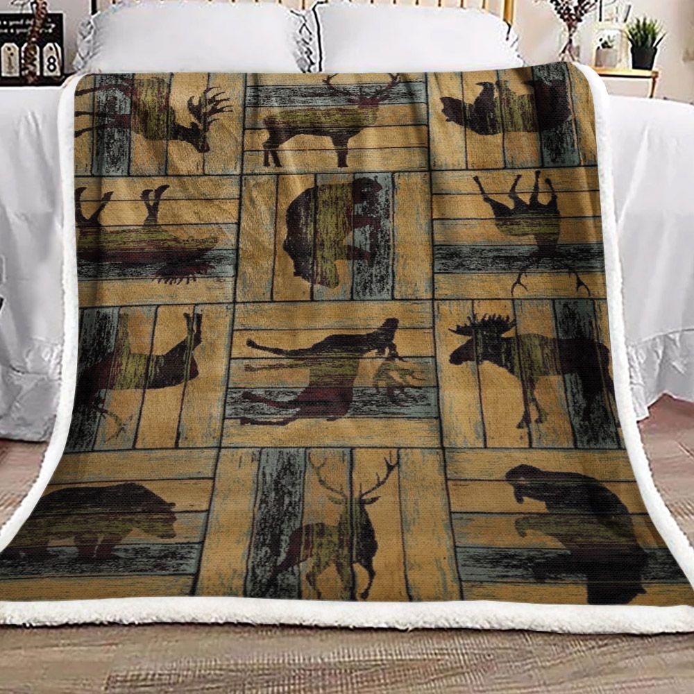 Hunting Wild Animals Wooden Sherpa Fleece Blanket