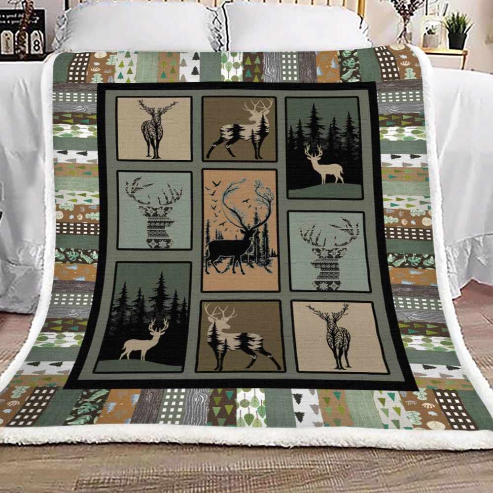 Hunting Sherpa Fleece Blanket
