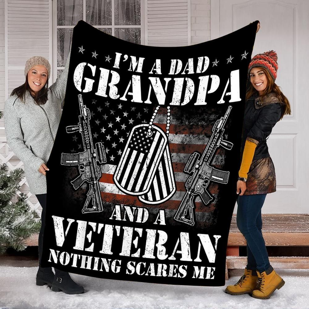 I Am A Dad Grandpa And A Veteran Sherpa Fleece Blanket