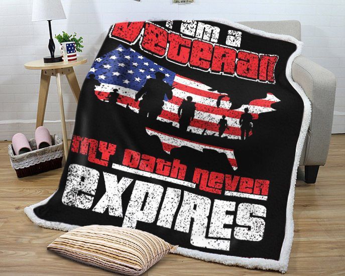 I Am A Veteran My Oath Never Expires Sherpa Fleece Blanket