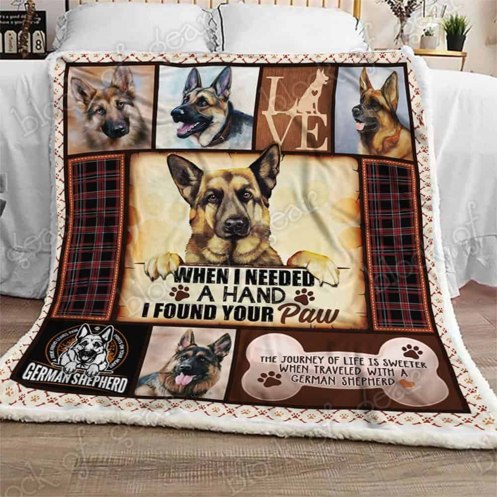 I Found Your Paw My German Shepherd Fleece Blanket