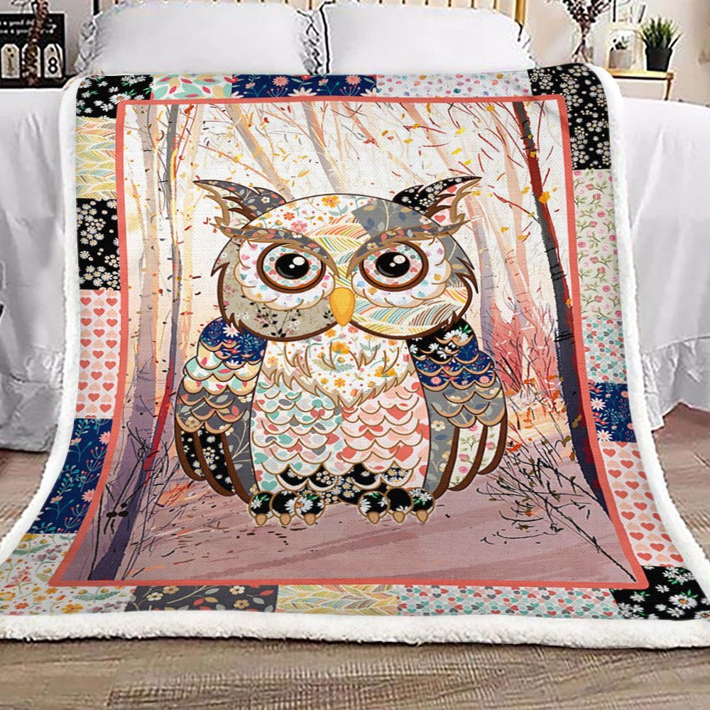 I Freaking Love Owls Sherpa Fleece Blanket