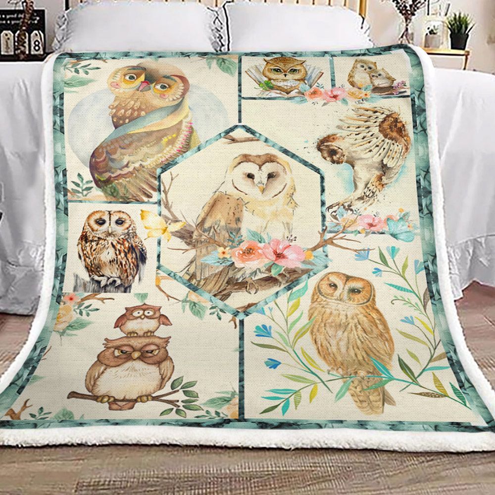 I Freaking Love Owls Sherpa Fleece Blanket