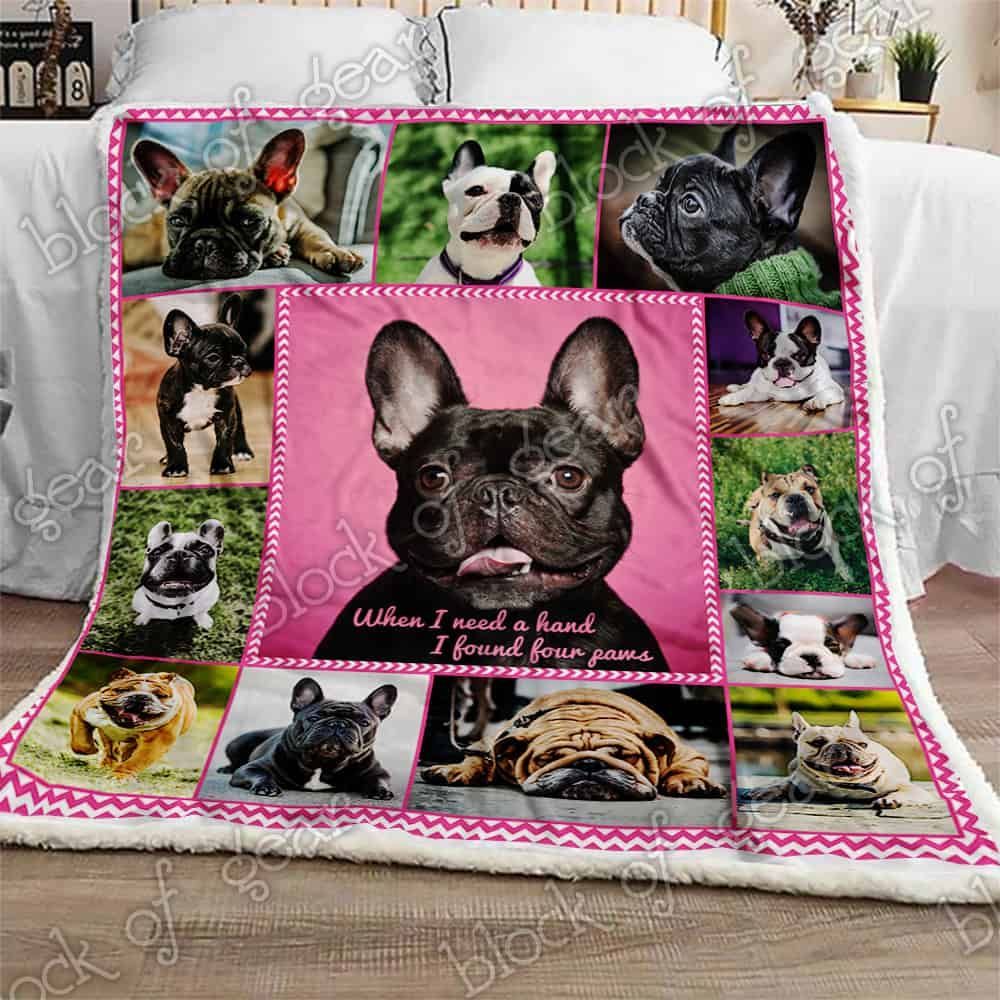 I Love Bulldog To The Moon And Back Fleece Blanket