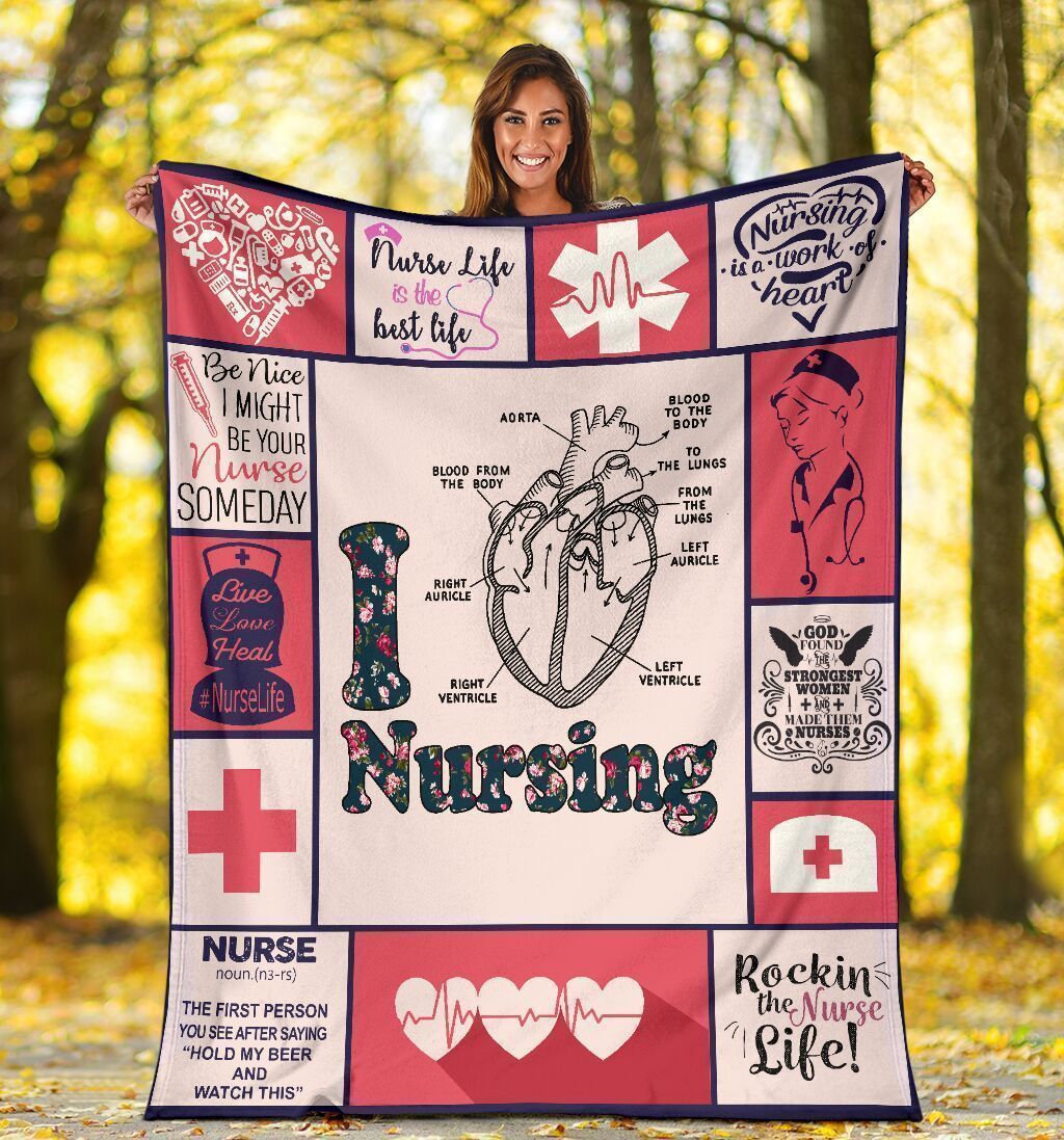 I Love Nursing Heart Anatomy Medical Nurse Gift Fleece Blanket