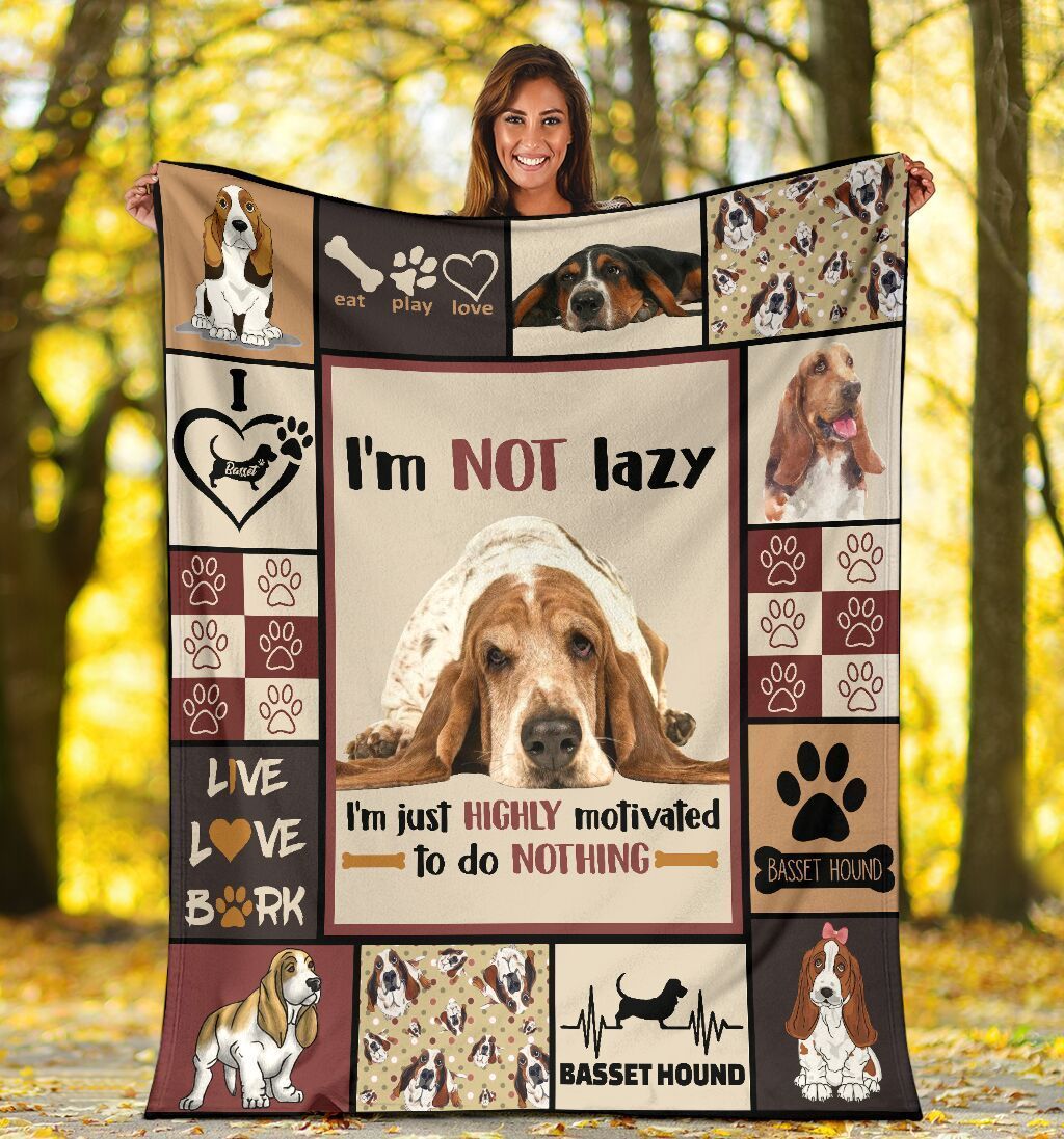 I’m Not Lazy I’m Just Highly Motivated Funny Basset Hound Dog Fleece Blanket