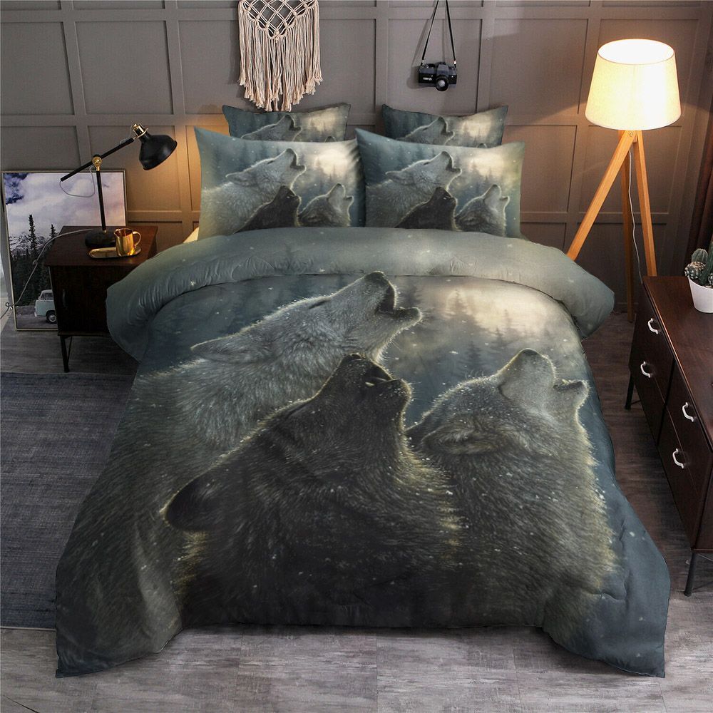 In Harmony Wolf Bedding Set