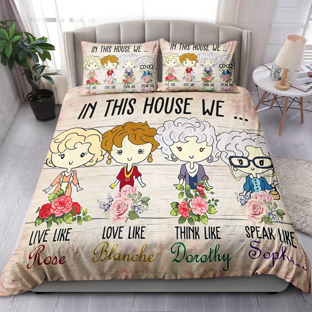 In This House We Bedding Set