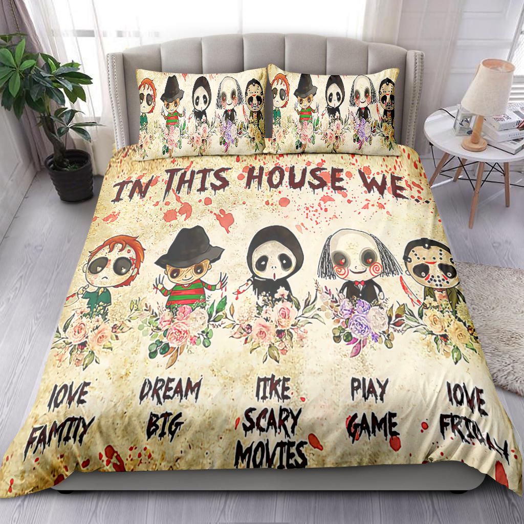 In This House We Love Halloween Bedding Set