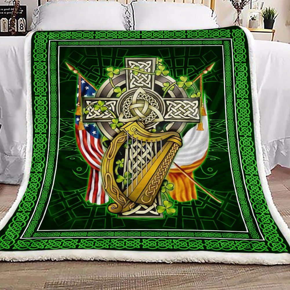 Irish American Celtic Cross Shamrock Fleece Blanket