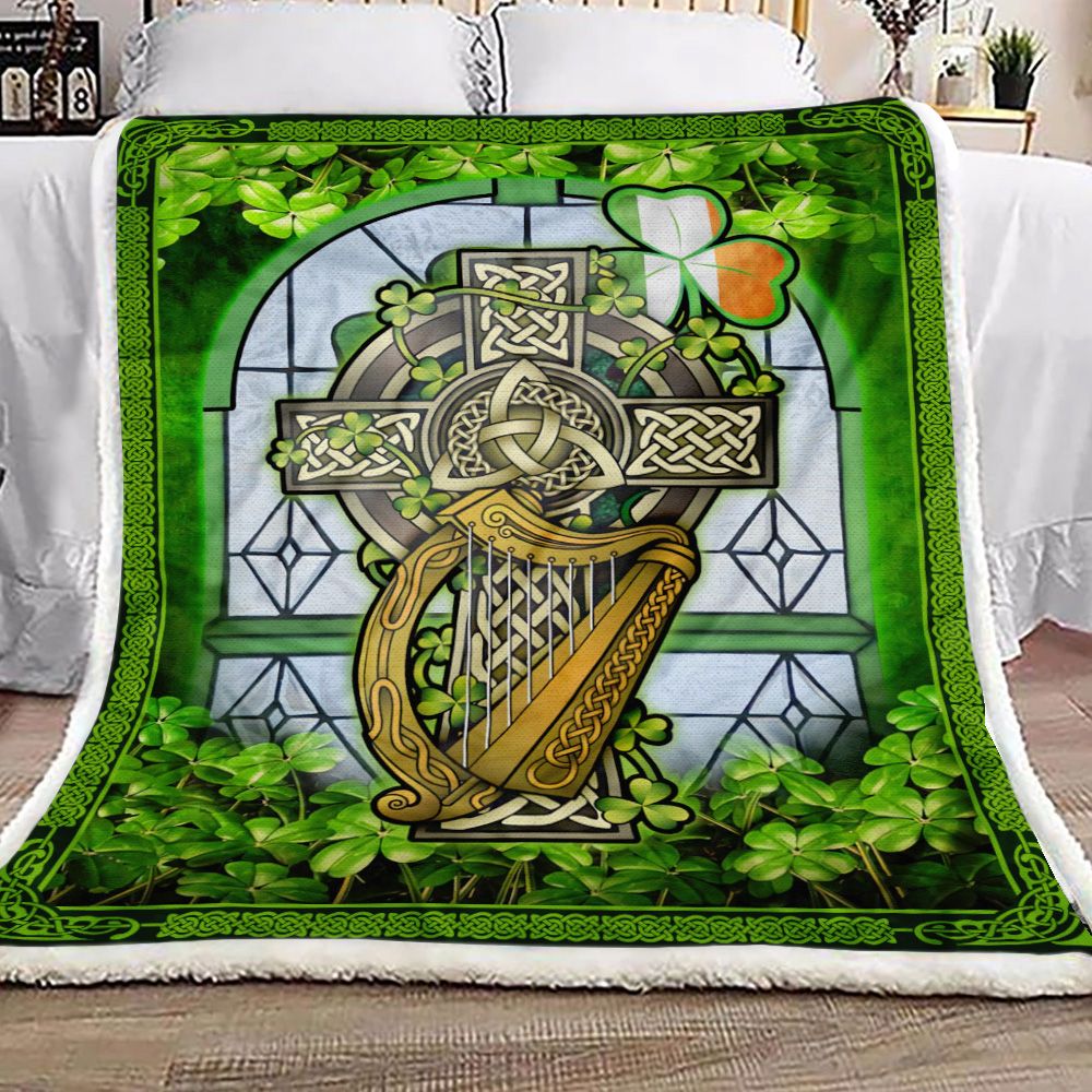 Irish Celtic Cross Fleece Blanket