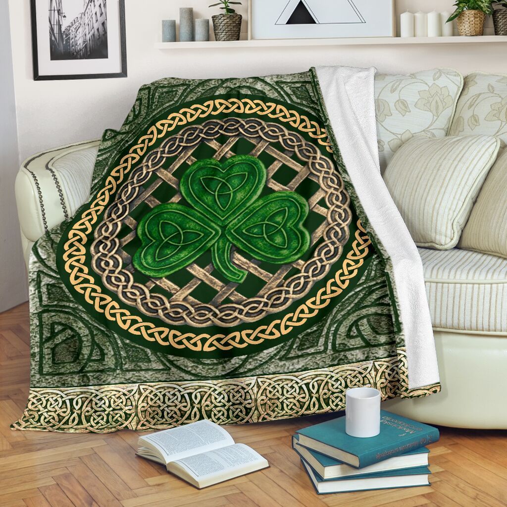 Irish Celtic Shamrock Sherpa Fleece Blanket